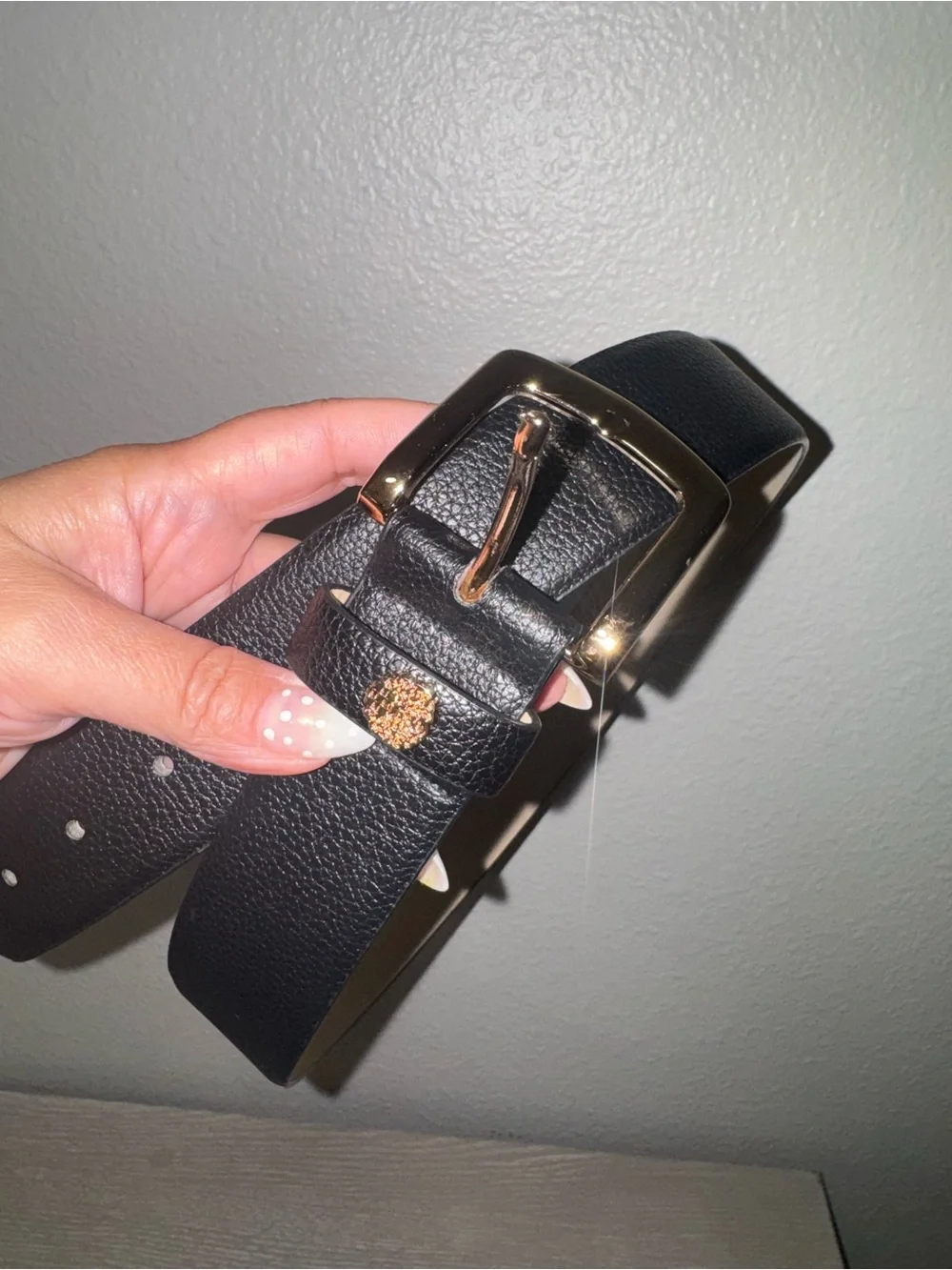 Vince Camuto Black Pebbled Faux Leather Adjustable Belt Gold Tone Perfect small